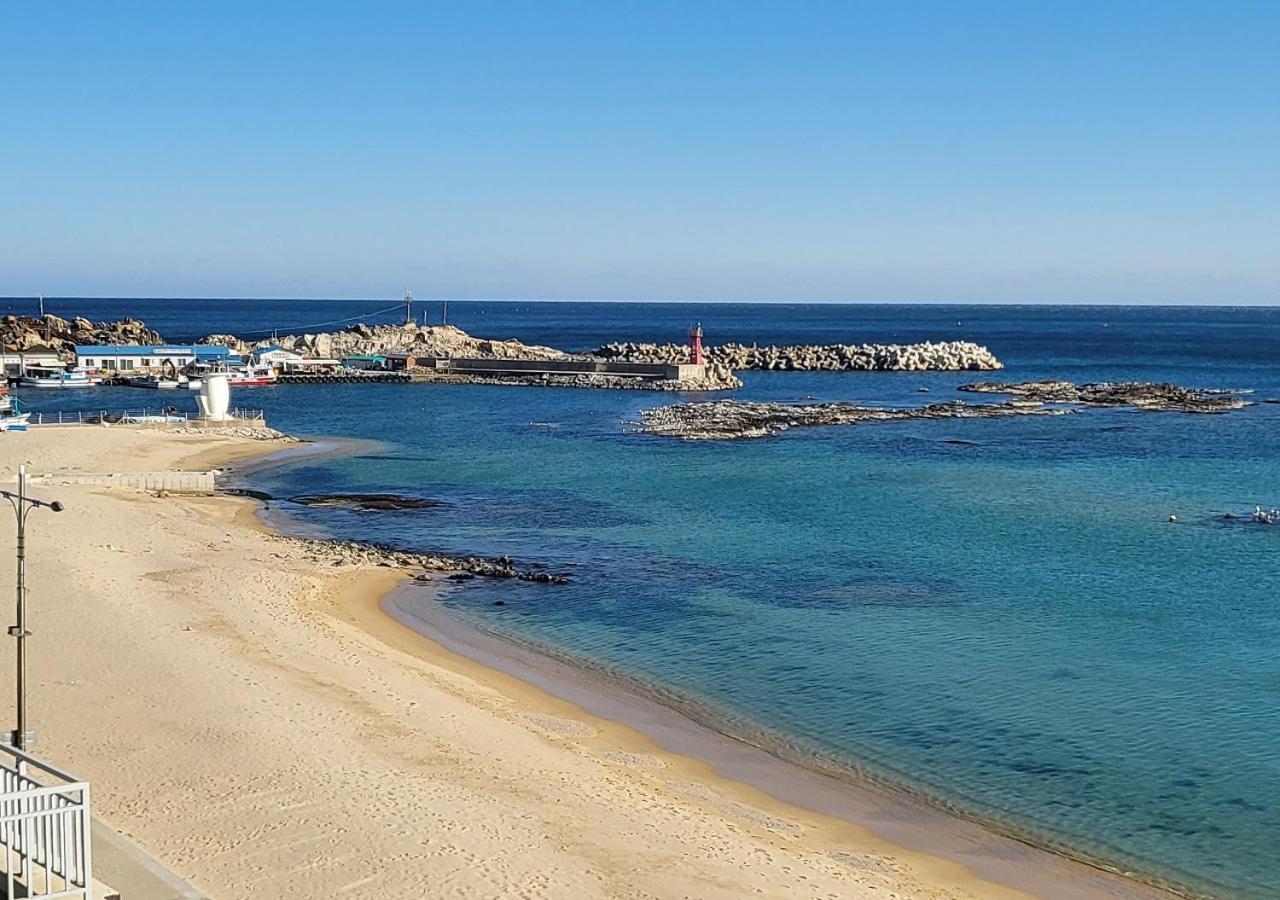 Seaside Minbak Villa Goseong  Bagian luar foto