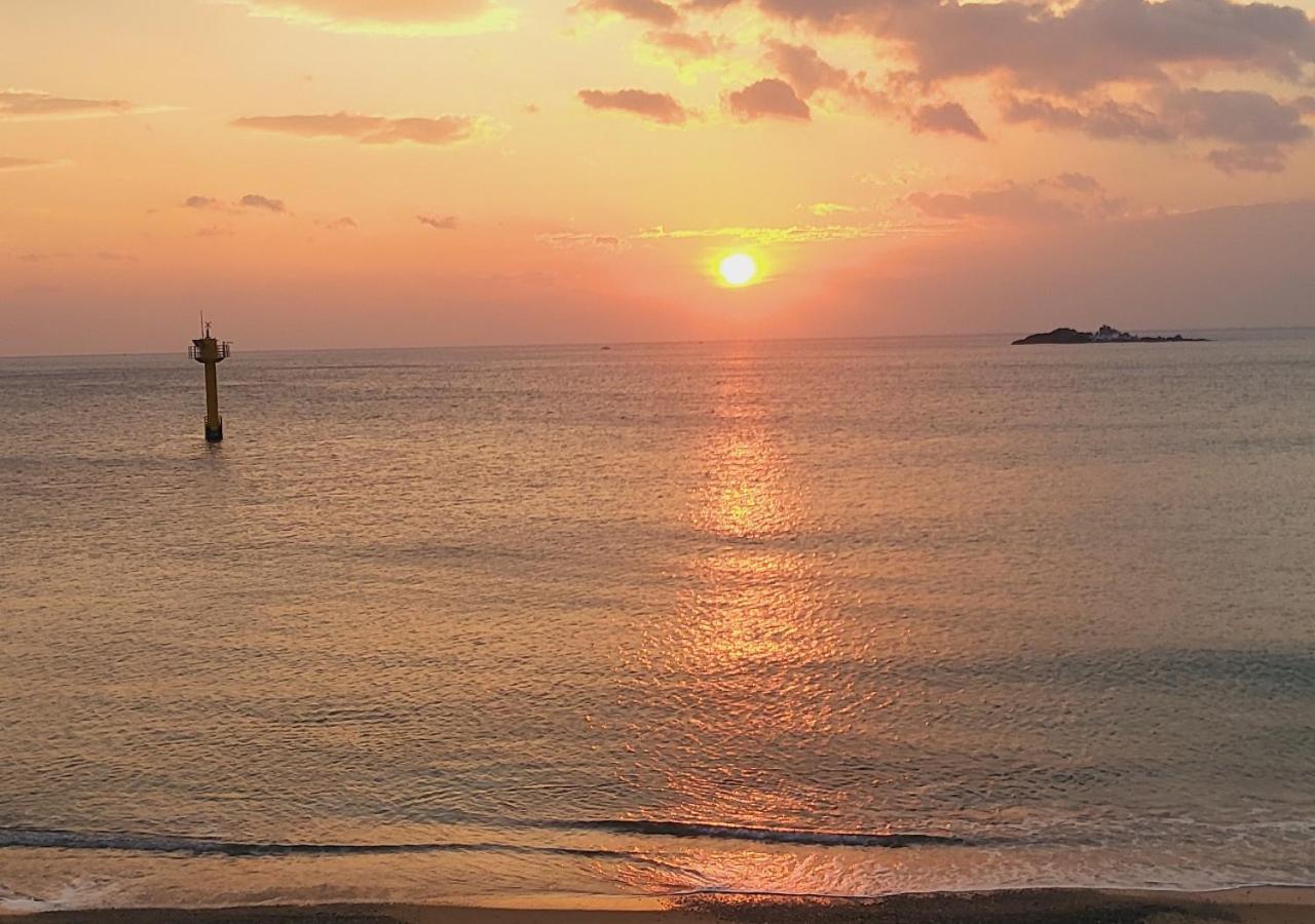 Seaside Minbak Villa Goseong  Bagian luar foto