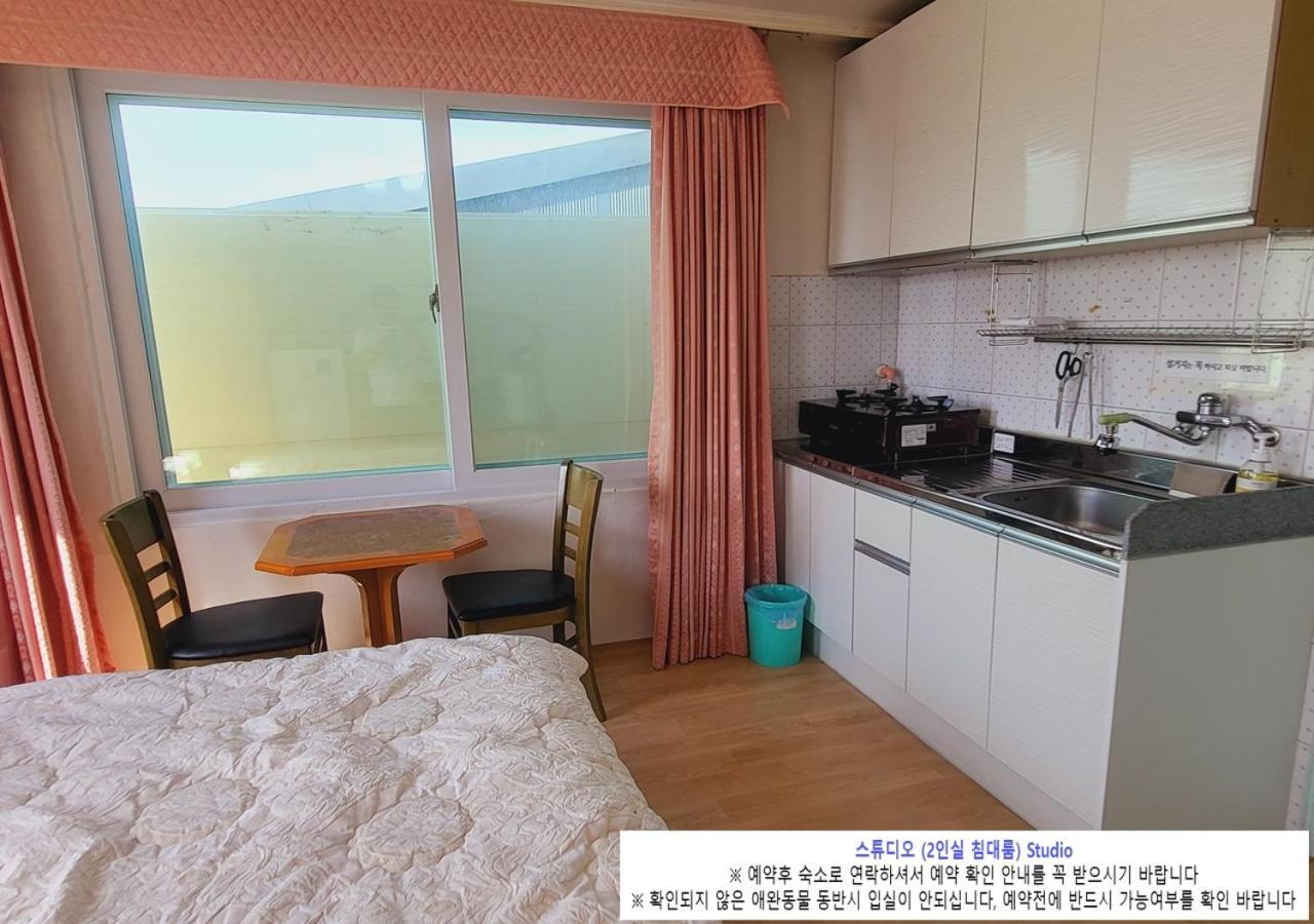 Seaside Minbak Villa Goseong  Bagian luar foto