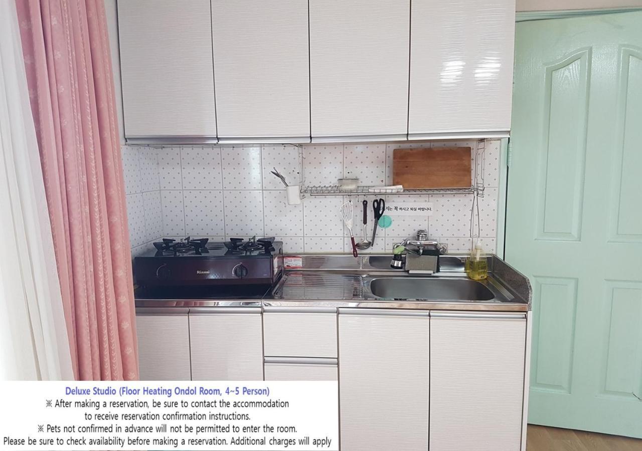 Seaside Minbak Villa Goseong  Bagian luar foto