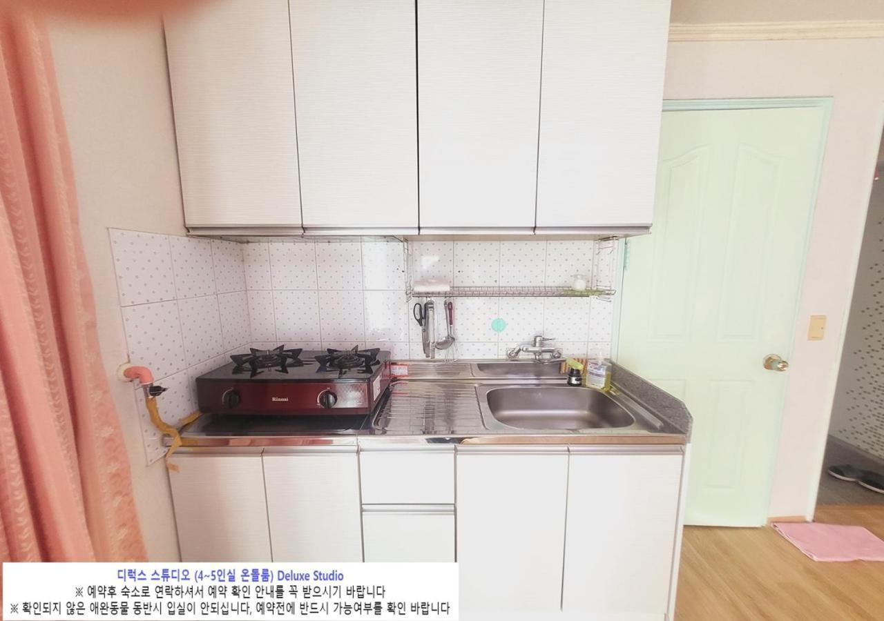Seaside Minbak Villa Goseong  Bagian luar foto