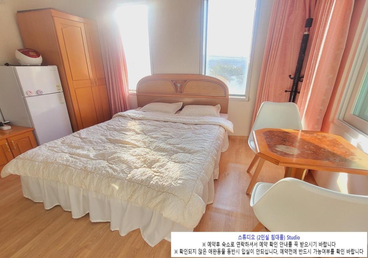 Seaside Minbak Villa Goseong  Bagian luar foto