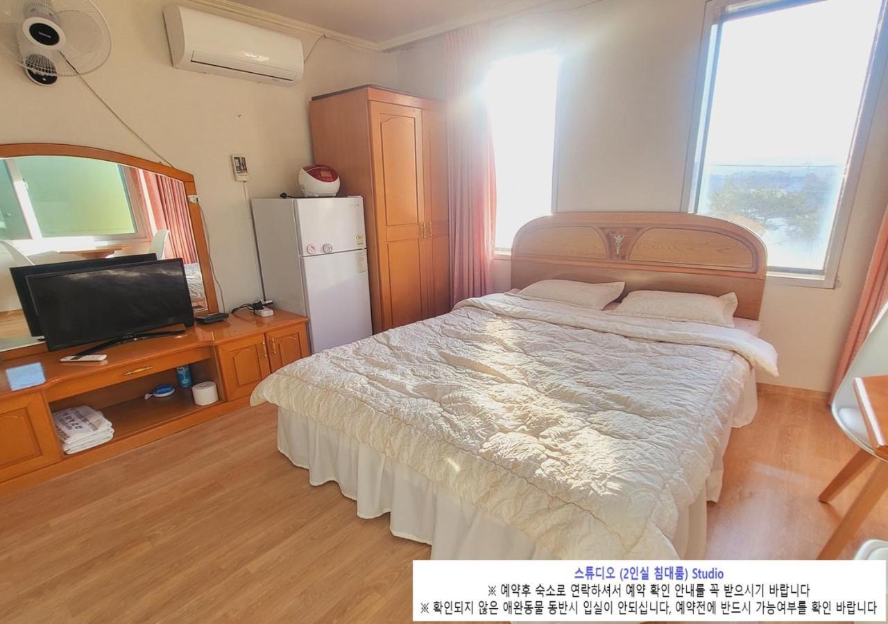 Seaside Minbak Villa Goseong  Bagian luar foto
